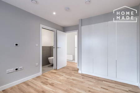 4 bedroom flat to rent - Photo 5