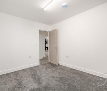 2 bedroom - Photo 5