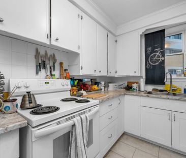 For Lease - 131 Dagmar Avenue Unit# 2, Vanier and Kingsview Park, O... - Photo 6