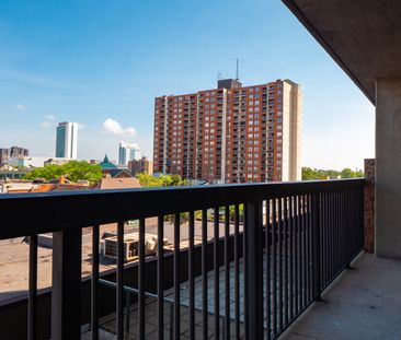 Ouellette Tower Apartments - Photo 1