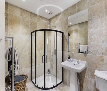 Florence House, Shooters Hill, SE18, London - Photo 3