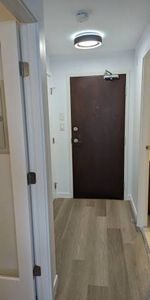 DOWNTOWN FURNISHED Studio Rental at Hudson in Granville Street. $2,499 - Photo 3