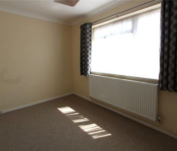 2 bedroom bungalow to rent - Photo 4