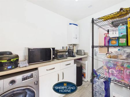 Shortridge Drive, Foleshill, Coventry - Photo 3
