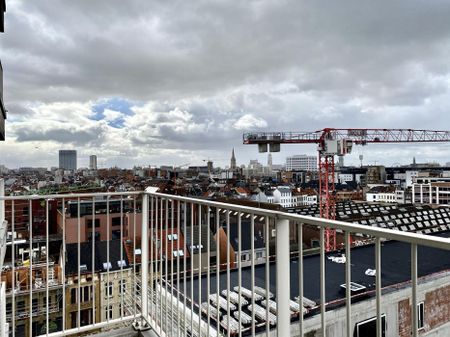 Gemeubeld appartement in de lichttoren aan Park Spoor Noord op de 8ste verdieping! - Photo 3