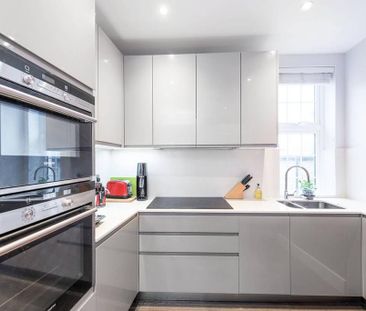 3 bedroom maisonette to rent - Photo 4