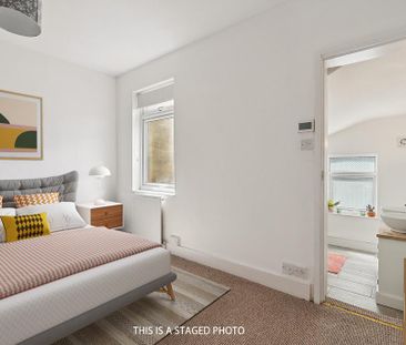 2 bedroom terraced house to rent - Photo 1