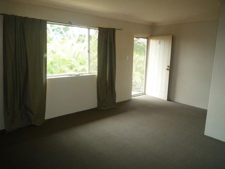 Two Bedroom Apartment close to the City - Photo 2