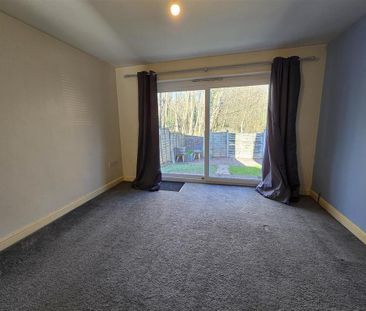 2 bedroom end of terrace house to rent - Photo 1