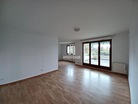 Location Appartement 4 pièces 104m² STRASBOURG 67000 - Photo 4