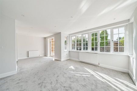 3 bedroom chalet to rent - Photo 3