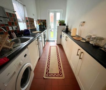 2 bedroom terraced to rent Oakleys Road, Long Eaton, NG10 - Photo 2
