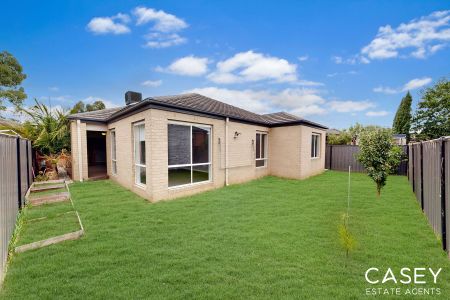 112 Selandra Boulevard, Clyde North - Photo 4