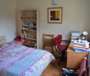 Price £990 pcm - Not Available - Photo 1