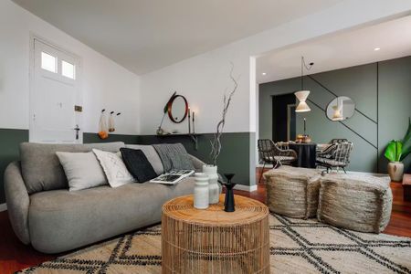 Avinguda Diagonal, Barcelona, Catalonia 08037 - Photo 5