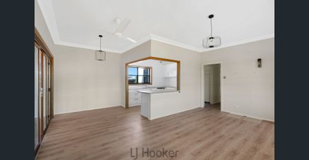 Spacious Family Home in Prime Location - Photo 3