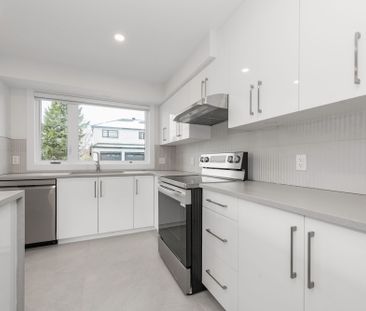 For Lease - 1975 Banff Avenue Unit# A, Hunt Club - South Keys and A... - Photo 4