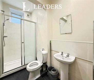 studio to rent Parkwood Road, Bournemouth, BH5 - Photo 2