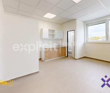 Pronájem bytu 1+kk 27 m2 - Fotografie 1