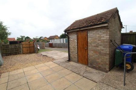 High Street, Lakenheath, IP27 - Photo 4