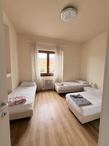 Piazza della Stazione, Florence, Tuscany 50123 - Photo 2