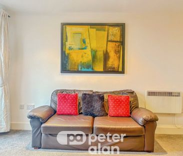 Ferry Court, Cardiff Bay, Cardiff - Photo 3