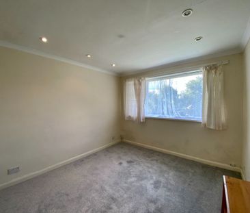 Meadow Court, Anchor Meadow, Farnborough, GU14 - Photo 4