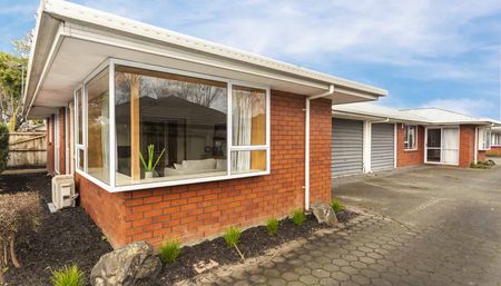 Two Bedroom Home In Zone! - Photo 5