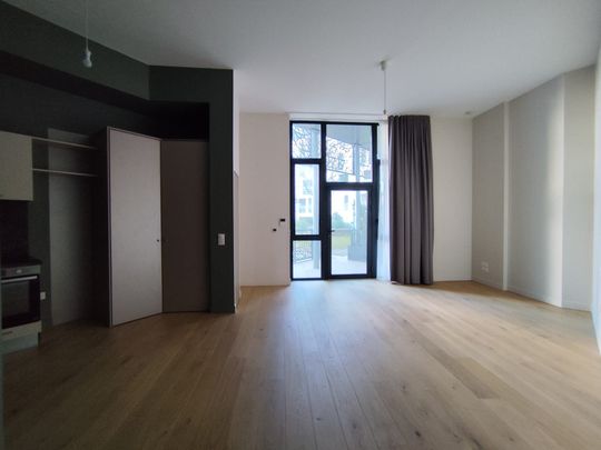 Location Appartement 1 pièce 40m² LA ROCHELLE 17000 - Photo 1