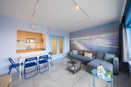 Vernieuwde studio met zongericht terras te huur - Photo 3