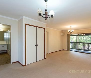 Unfurnished 2 Bedroom Apartment in a Secure Complex. - Photo 5