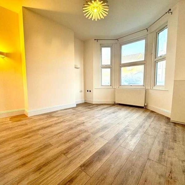 Grant Road, Harrow, HA3 - Photo 1