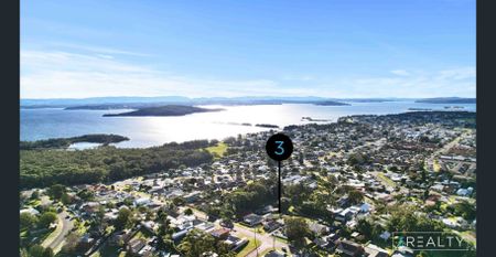 4 Bedroom Home Including Teenage/Parent's Retreat - Photo 4