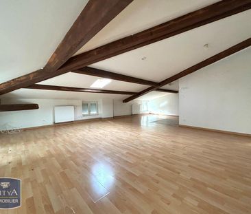 Location Appartement 2 pièces 38m² ST JUST MALMONT 43240 - Photo 6