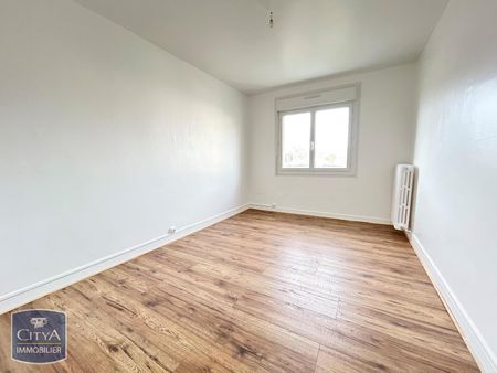 Location Appartement 4 pièces 72m² ST PIERRE DES CORPS 37700 - Photo 5