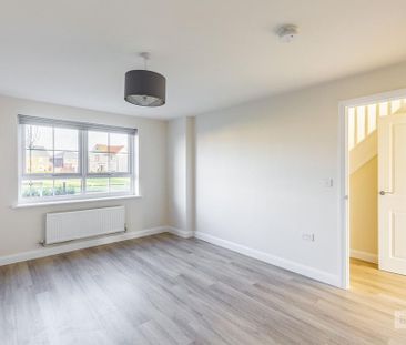4 bedroom property to rent - Photo 1