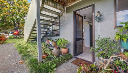 Easy Beachside Lifestyle - Photo 5