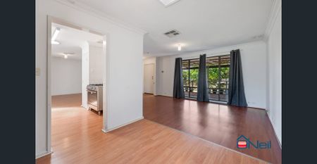 ARMADALE - 4x1 - CLOSE TO ALL AMENITIES WITH PLENTY OF ROOM - Photo 2
