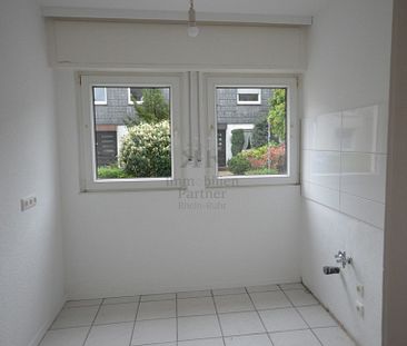 Schön renovierte und gemütliche Erdgeschosswohnung in ruhigem Haus mit neuem Bad! - Photo 6