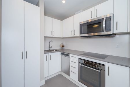 111 Lawton Boulevard - Photo 5