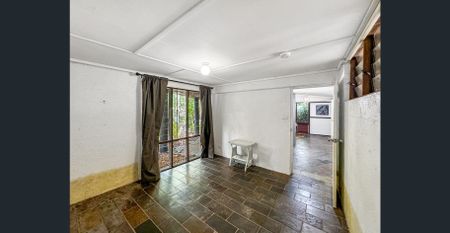 Cute Comfy & Convenient - Photo 2