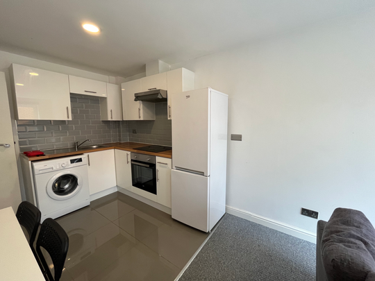 Flat 50, Samara Plaza, LS2 9DU, Leeds - Photo 1