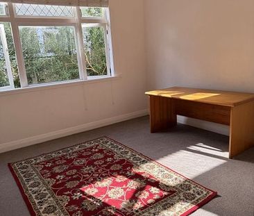 **🏡 Stunning Hataitai Home for Rent - Photo 3