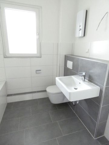 *** Großzügige 3-Zi-Wohnung mit zwei Loggien in Essen-Frohnhausen *** - Photo 5