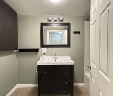 15 Hildegard Drive #LOWER - Photo 4