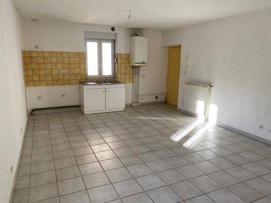 Location Appartement 3 pièces 57m² ST AMBROIX 30500 - Photo 1