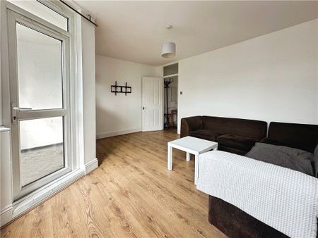 Crownstone Road, London, SW2 1LP - Photo 2
