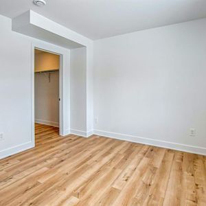 5½ À LOUER – 1ER JUILLET SAINT-LIN-LAURENTIDES - Photo 2