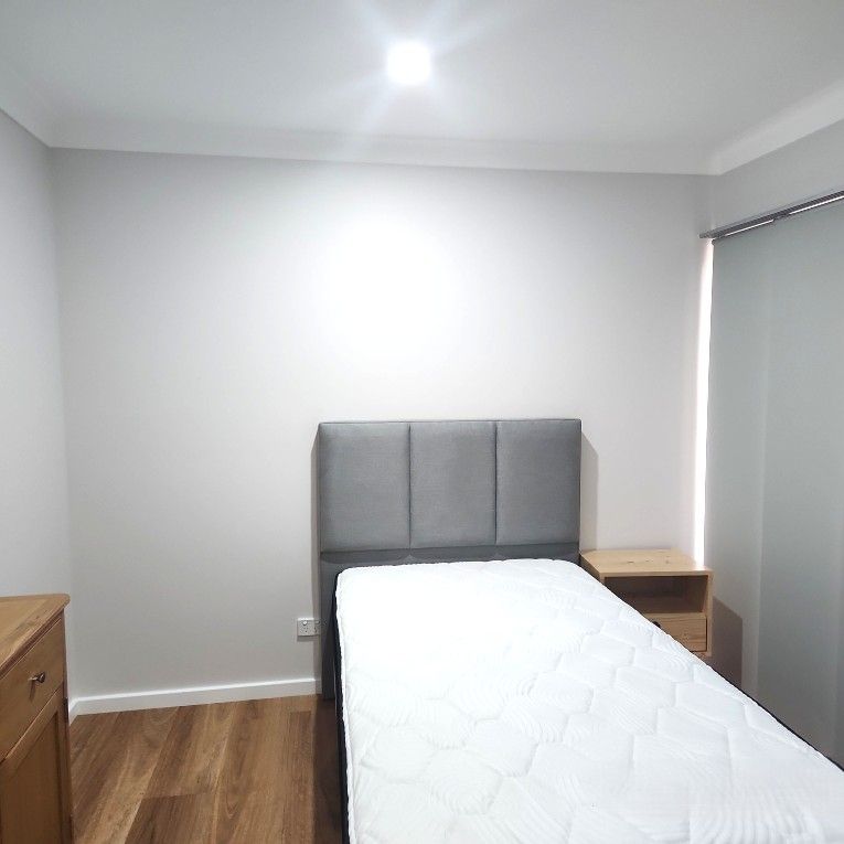 WEST TAMWORTH - WORKERS QUARTERS - Photo 1