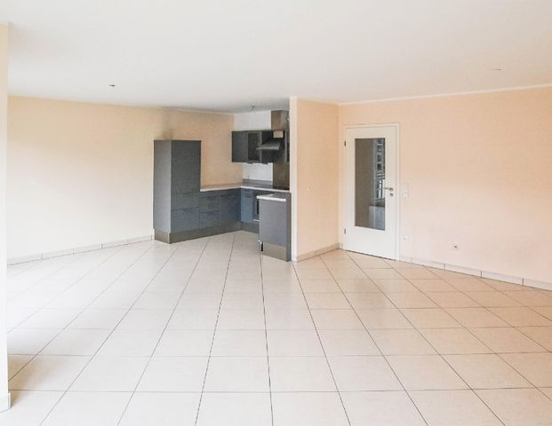 Individuelles Wohnen auf zwei Ebenen: Charmante Maisonettewohnung in gepflegtem Mehrfamilienhaus! - Foto 1